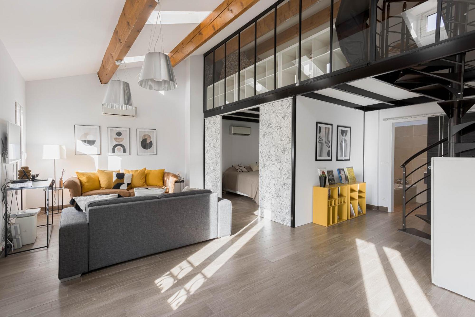 Loft Meynadier By Halldis Cannes